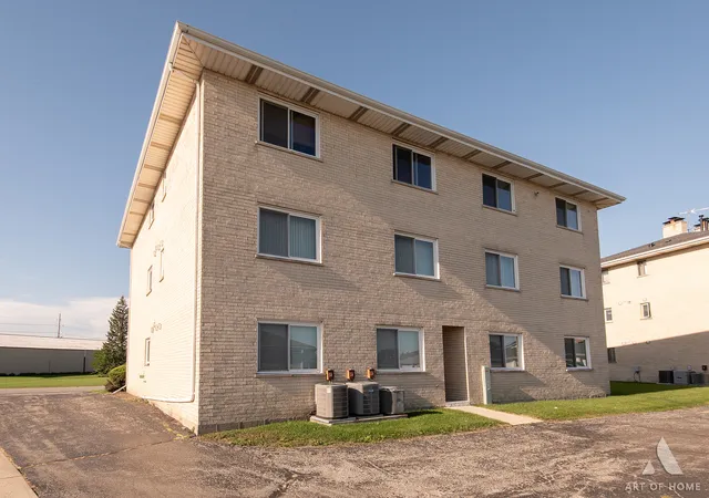 Photo 2 of Condo for sale at 17037 Grissom Dr #2S, Tinley Park, IL 60477 | MLS# 12784339 | Listing updated on 2026-10-27
