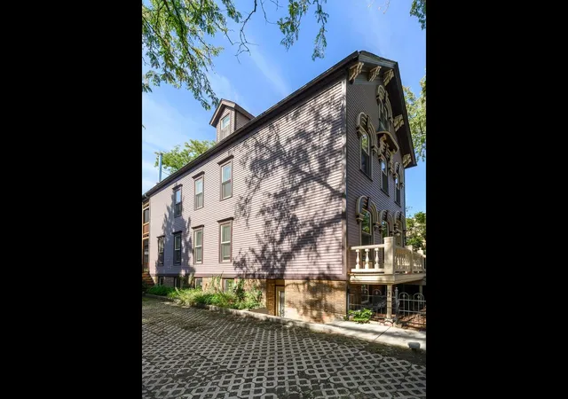 Photo 1 of Single family home for sale at 1722 N Park Ave, Chicago, IL 60614 | MLS# 12784341 | Listing updated on 2026-10-29