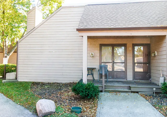 Photo 1 of Condo for sale at 3369 Beacon St #10, North Chicago, IL 60064 | MLS# 12784345 | Listing updated on 2026-10-22
