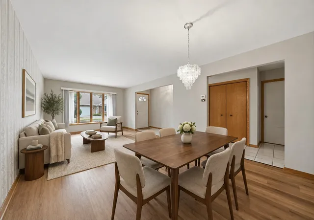 Listing Photo 5 - Condo for sale in building located at 17108 Kamp Ct, Tinley Park, IL 60487 - Unit #1