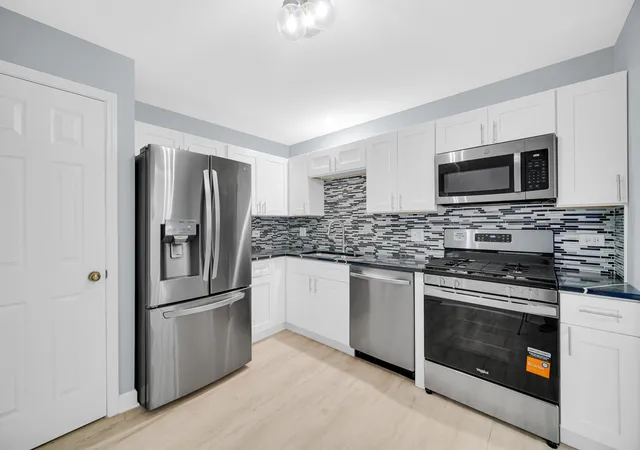 Photo 2 of Condo for sale at 37 Ashburn Ct #Z2, Schaumburg, IL 60194 | MLS# 12784362 | Listing updated on 2026-10-22