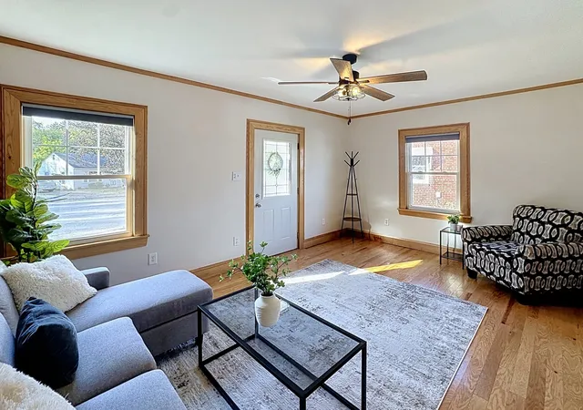 Photo 3 of Single family home for sale at 1204 29th Avenue Ct, Moline, IL 61265 | MLS# 12784369 | Listing updated on 2026-10-20