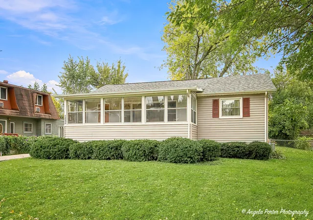 Single family home for sale at 42690 N Lake Dr, Antioch, IL 60002 | MLS# 12784383