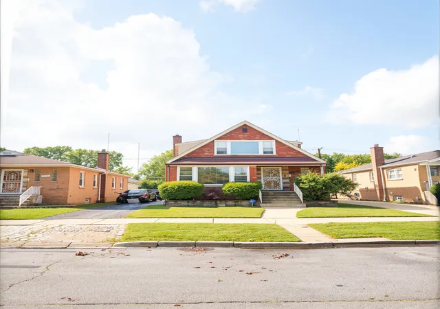 Single family home for sale at 3135 W 84th Place, Chicago, IL 60652 | MLS# 12784430