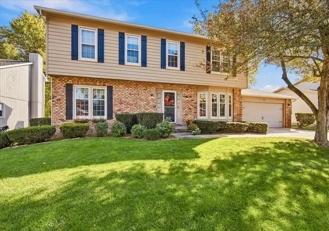 Single family home for sale at 20 Kensington Cir, Bloomington, IL 61704 | MLS# 12784446