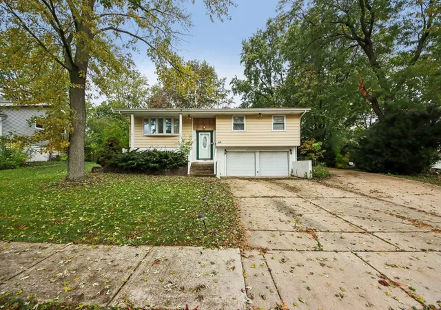 Single family home for sale at 1410 Princeton Ln, Schaumburg, IL 60193 | MLS# 12784460
