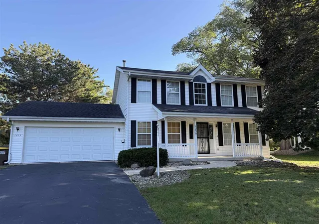 Single family home for sale at 1059 E Main St, Rockton, IL 61072 | MLS# 12784463