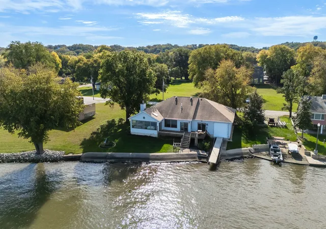 Photo 2 of Single family home for sale at 1415 1st Avenue, Rapids City, IL 61278 | MLS# 12784513 | Listing updated on 2026-10-21