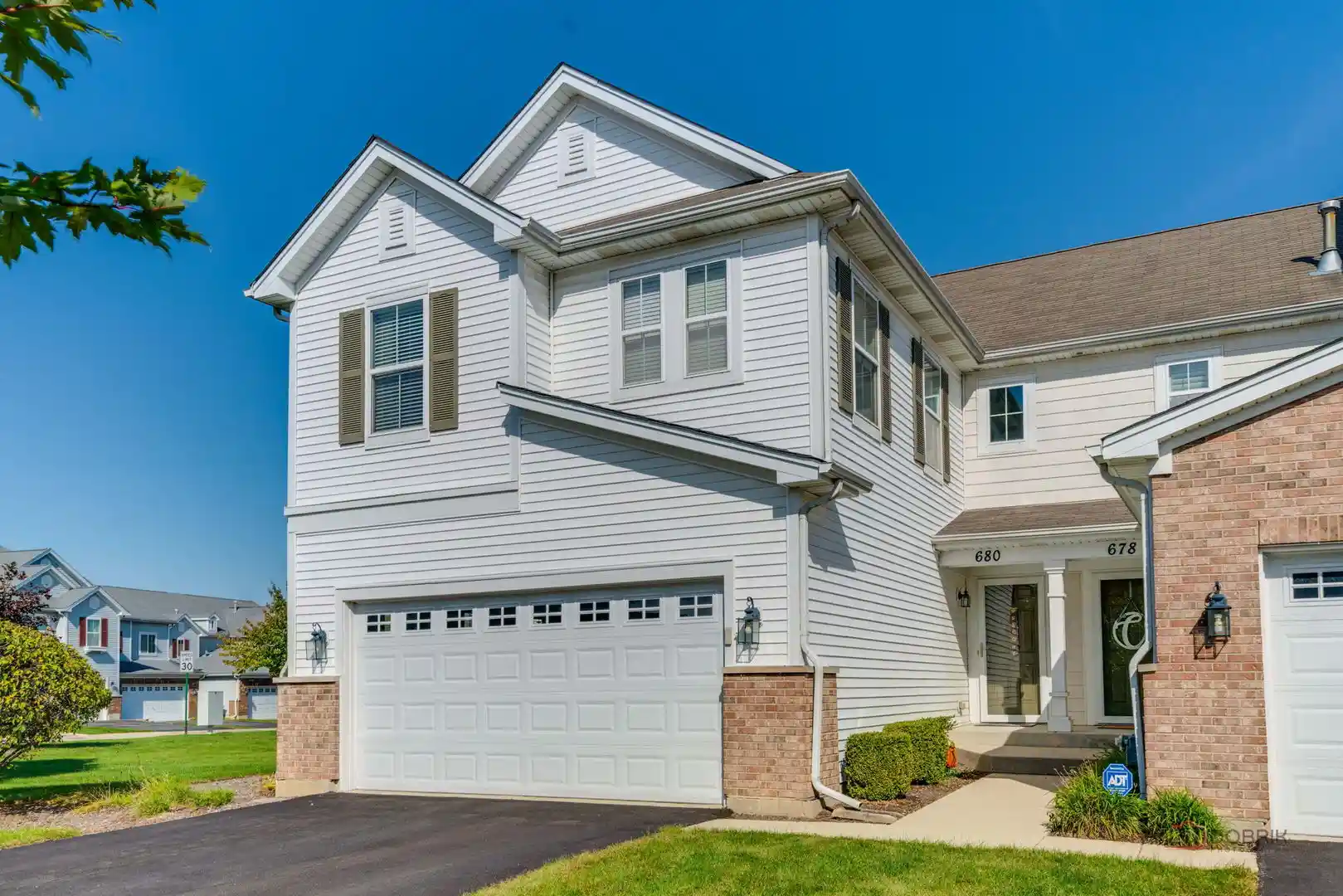 Listing Photo 26 - Condo for sale in 680 Acadia Cir located at 680 Acadia Cir, Crystal Lake, IL 60014 - Unit 680 Acadia Cir