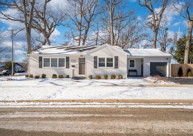 Single family home for sale at 1700 N Linden Ave, Waukegan, IL 60085 | MLS# 12784547