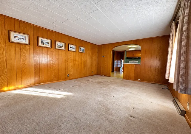 Photo 4 of Single family home for sale at 1423 W Jefferson St, Ottawa, IL 61350 | MLS# 12784550 | Listing updated on 2026-10-20