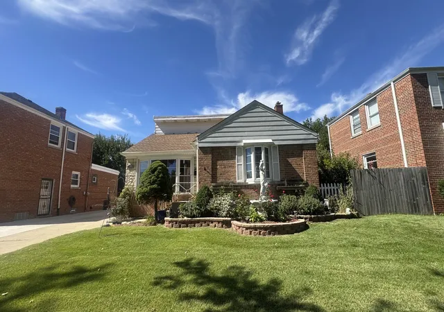 Single family home for sale at 1934 Norfolk Ave, Westchester, IL 60154 | MLS# 12784553