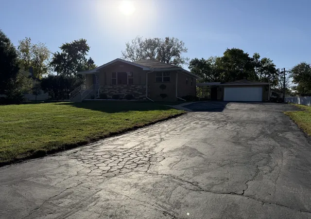 Photo 1 of Single family home for sale at 10346 S 75th Court, Palos Hills, IL 60465 | MLS# 12784571 | Listing updated on 2026-10-20