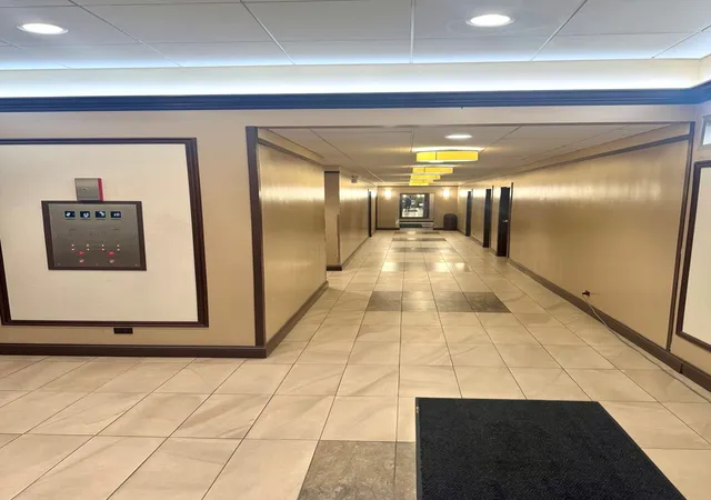 Photo 2 of Condo for sale at 4800 S Lake Park Ave #306, Chicago, IL 60615 | MLS# 12784601 | Listing updated on 2026-10-20