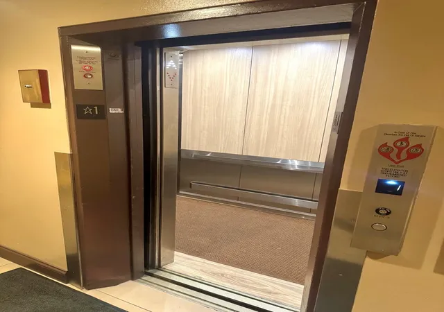 Photo 3 of Condo for sale at 4800 S Lake Park Ave #306, Chicago, IL 60615 | MLS# 12784601 | Listing updated on 2026-10-20