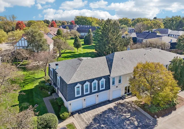 Photo 1 of Condo for sale at 781 Garfield Ave #B, Libertyville, IL 60048 | MLS# 12784644 | Listing updated on 2026-10-29