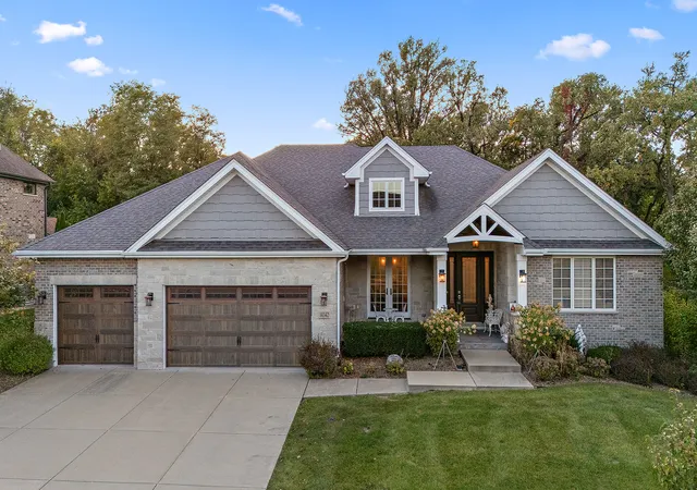 Single family home for sale at 14342 Fawn View Cir, Orland Park, IL 60467 | MLS# 12784776