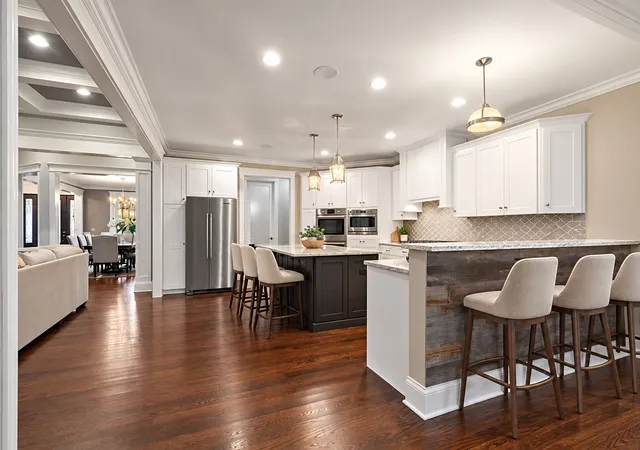 Photo 4 of Single family home for sale at 14342 Fawn View Cir, Orland Park, IL 60467 | MLS# 12784776 | Listing updated on 2026-10-21