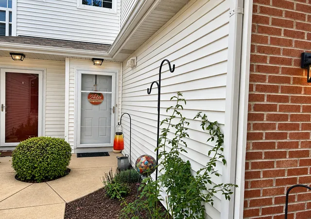 Photo 2 of Townhouse for sale at 361 Capitol Dr #C, Sugar Grove, IL 60554 | MLS# 12784779 | Listing updated on 2026-10-20