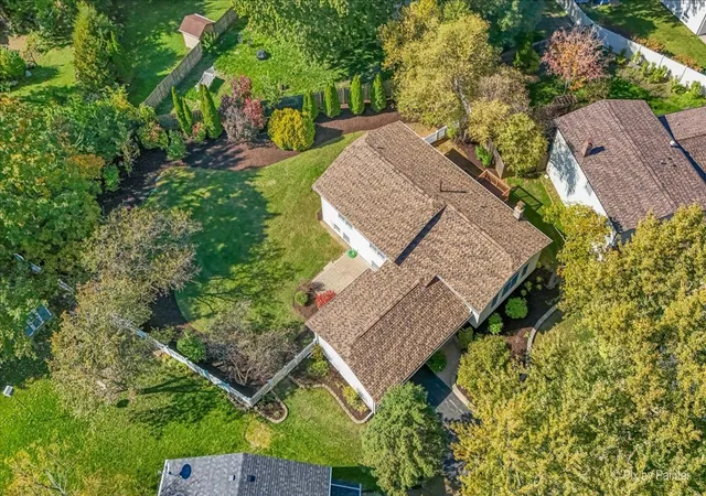 Photo 2 of Single family home for sale at 1017 Londonberry Ct, Bolingbrook, IL 60440 | MLS# 12784785 | Listing updated on 2026-10-27
