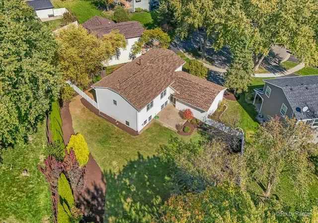 Photo 3 of Single family home for sale at 1017 Londonberry Ct, Bolingbrook, IL 60440 | MLS# 12784785 | Listing updated on 2026-10-27