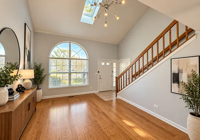 Photo 3 of Townhouse for sale at 437 Ascot Ln, Streamwood, IL 60107 | MLS# 12784793 | Listing updated on 2026-10-20