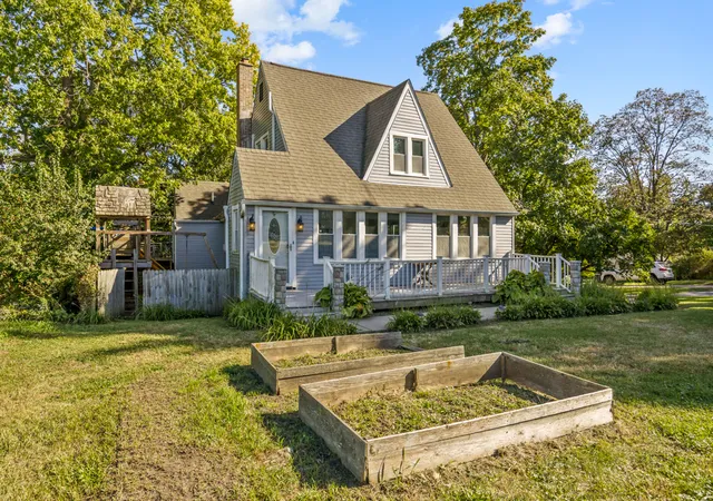Photo 2 of Single family home for sale at 2408 A State Route 31 Hwy, Oswego, IL 60543 | MLS# 12784800 | Listing updated on 2026-10-21