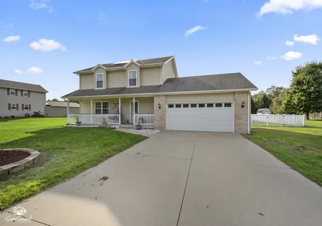 Photo 1 of Single family home for sale at 3578 Miracle Dr, Saint Anne, IL 60964 | MLS# 12784805 | Listing updated on 2026-10-14