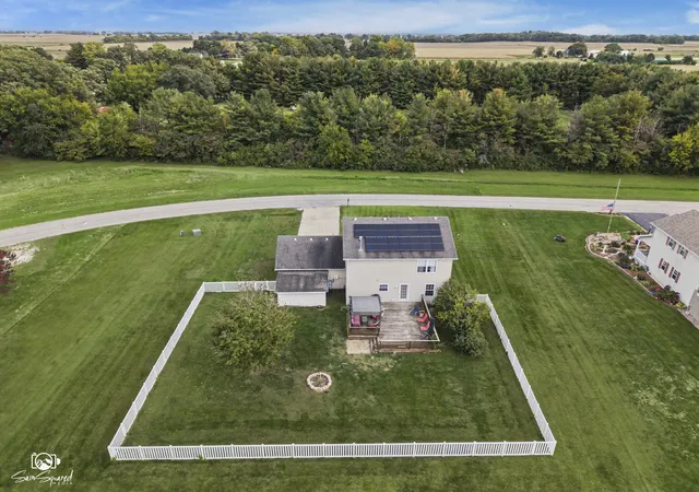 Photo 3 of Single family home for sale at 3578 Miracle Dr, Saint Anne, IL 60964 | MLS# 12784805 | Listing updated on 2026-10-14