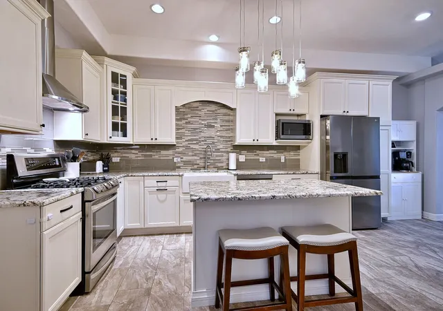 Photo 2 of Townhouse for sale at 1043 W Sutton Ct, Palatine, IL 60067 | MLS# 12784838 | Listing updated on 2026-10-29