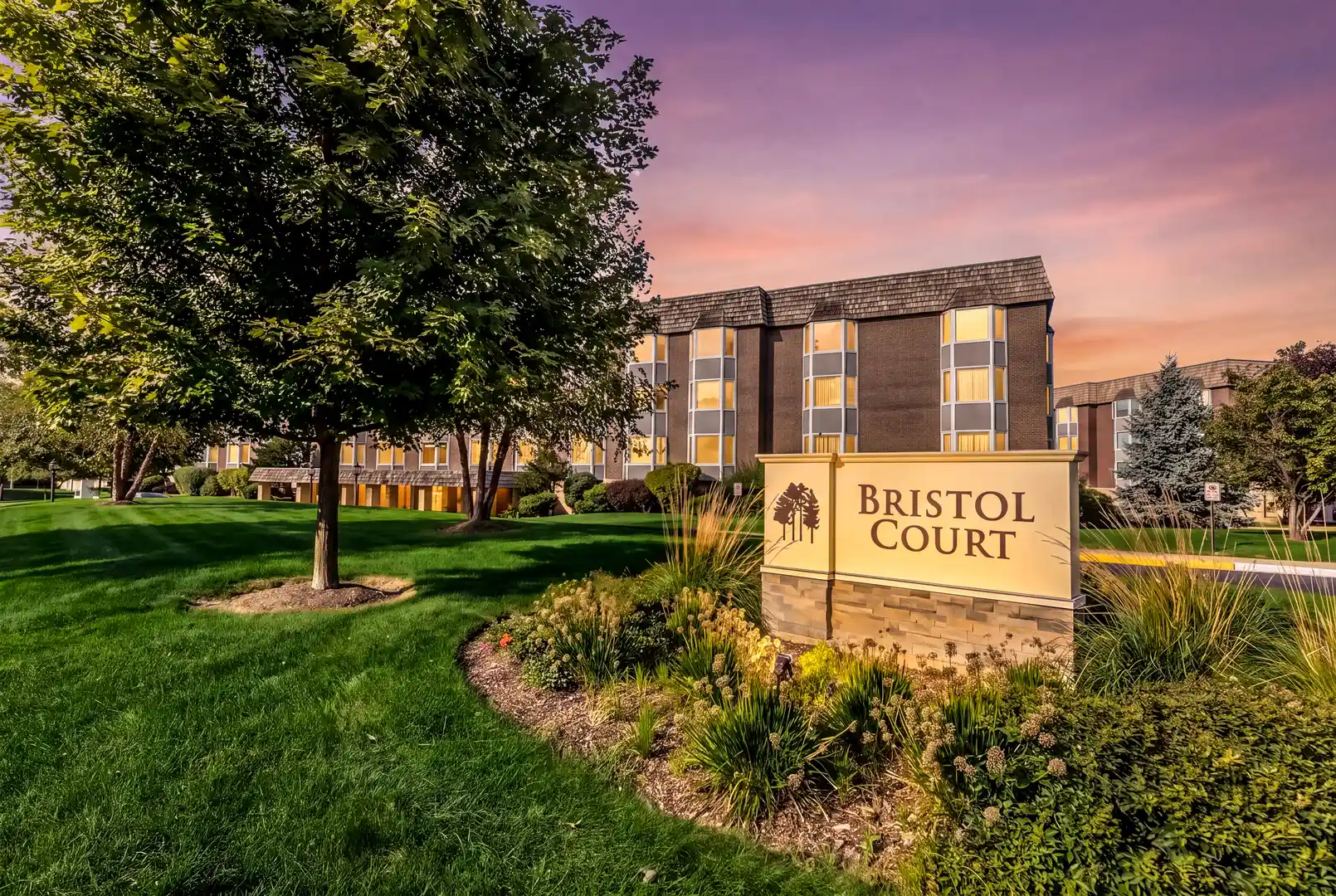 Listing Photo 34 - Condo for sale in 400 Ascot Dr located at 400 Ascot Dr, Park Ridge, IL 60068 - Unit #3E