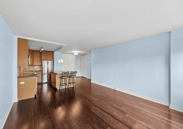 Photo 4 of Condo for sale at 2930 N Sheridan Rd #1408, Chicago, IL 60657 | MLS# 12784855 | Listing updated on 2026-10-22