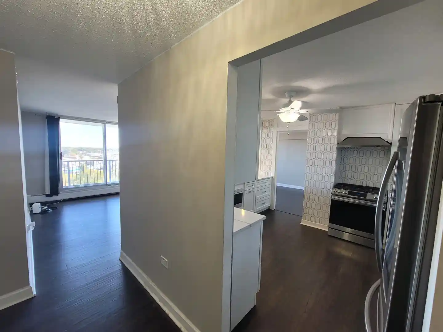 Listing Photo 2 - Condo for sale in 8801 Golf Rd located at 8801 Golf Rd, Niles, IL 60714 - Unit #11C