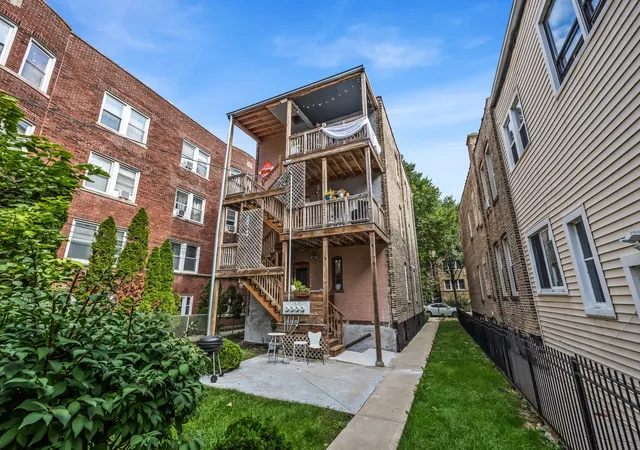 Photo 2 of Multi family home for sale at 5824 N Ridge Ave, Chicago, IL 60660 | MLS# 12784946 | Listing updated on 2026-10-21