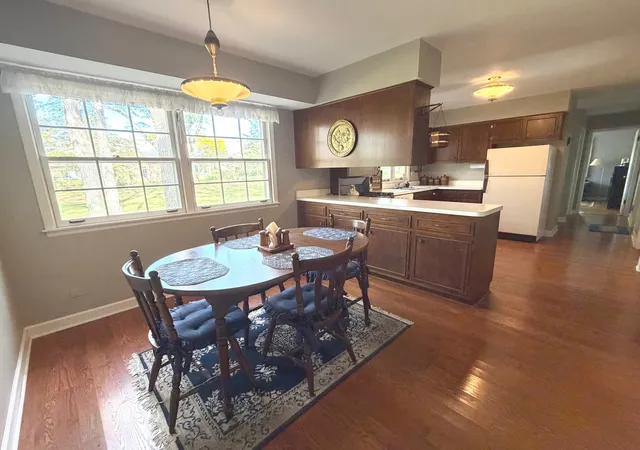 Photo 2 of Single family home for sale at 1021 Anne Rd, Naperville, IL 60540 | MLS# 12784989 | Listing updated on 2026-10-21