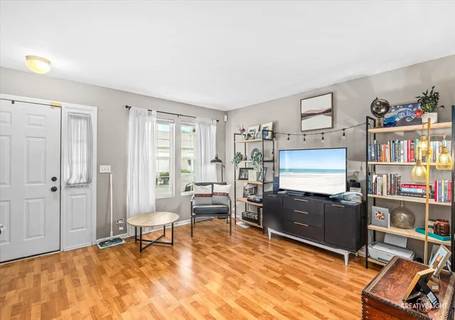 Listing Photo 2 - Condo for sale in building located at 109 Waterbury Cir, Oswego, IL 60543 - Unit #109