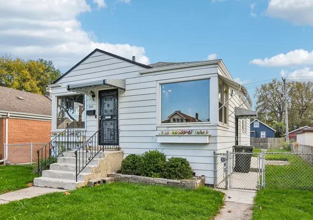 Photo 1 of Single family home for sale at 505 Monroe St, Dolton, IL 60419 | MLS# 12785045 | Listing updated on 2026-10-22
