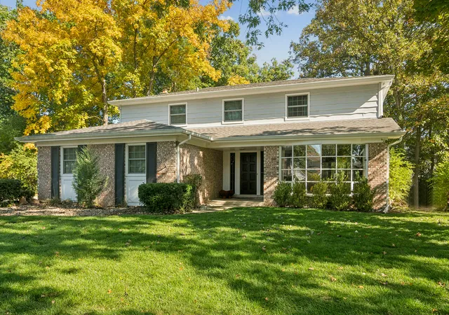 Single family home for sale at 1745 E Summit Ct, Deerfield, IL 60015 | MLS# 12785061