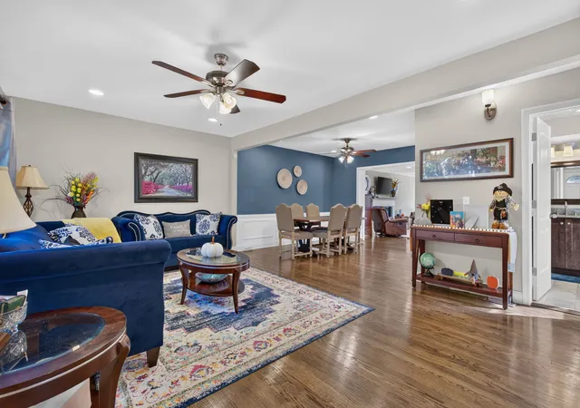 Photo 4 of Single family home for sale at 11349 S Talman Ave, Chicago, IL 60655 | MLS# 12785104 | Listing updated on 2026-10-28