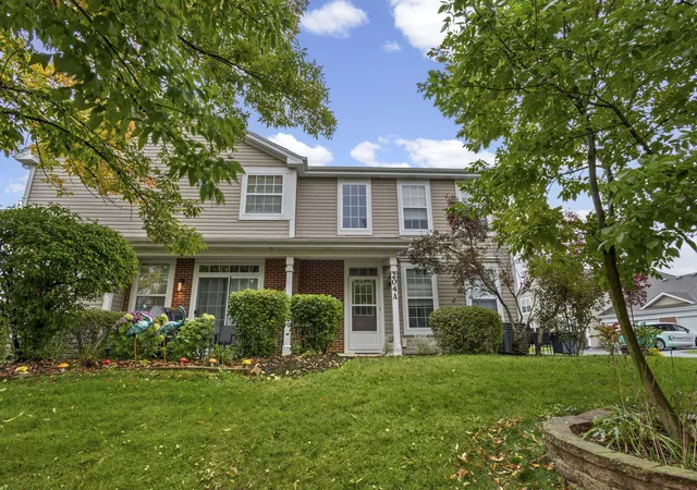 Townhouse for sale at 204 Belle Vue Ct #A, Sugar Grove, IL 60554 | MLS# 12785113