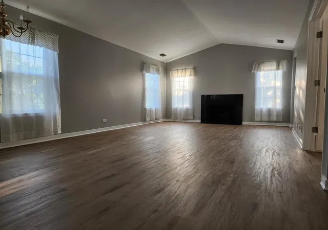 Photo 2 of Condo for sale at 184 White Branch Ct #184, Buffalo Grove, IL 60089 | MLS# 12785122 | Listing updated on 2026-10-28