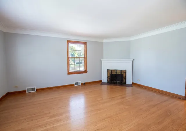 Photo 1 of Single family home for sale at 10334 Wight St, Westchester, IL 60154 | MLS# 12785136 | Listing updated on 2026-10-22