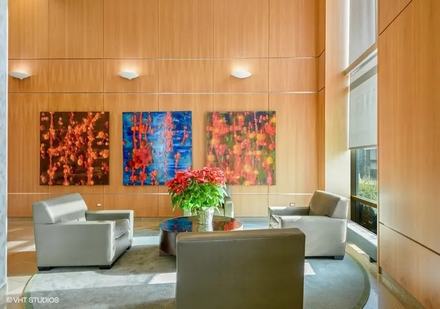 Photo 4 of Condo for sale at 501 N Clinton St #2701, Chicago, IL 60654 | MLS# 12785149 | Listing updated on 2026-10-21