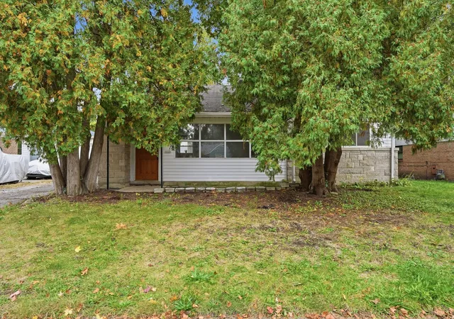Photo 1 of Condo for sale at 327 Marquette St, Park Forest, IL 60466 | MLS# 12785202 | Listing updated on 2026-10-27