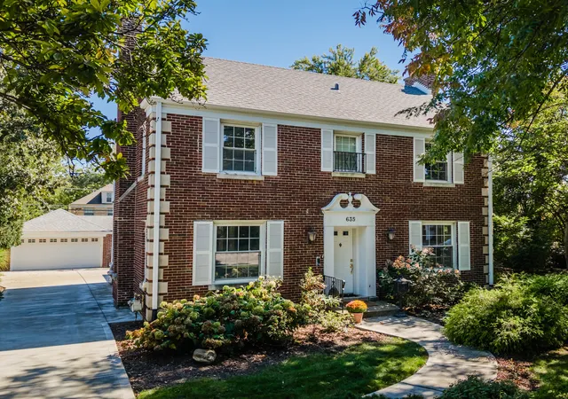 Photo 1 of Single family home for sale at 635 S Brainard Ave, La Grange, IL 60525 | MLS# 12785206 | Listing updated on 2026-10-20
