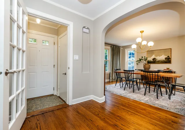 Photo 2 of Single family home for sale at 635 S Brainard Ave, La Grange, IL 60525 | MLS# 12785206 | Listing updated on 2026-10-20