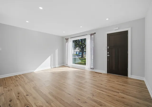 Photo 4 of Single family home for sale at 7032 Emerson St, Morton Grove, IL 60053 | MLS# 12785223 | Listing updated on 2026-10-21