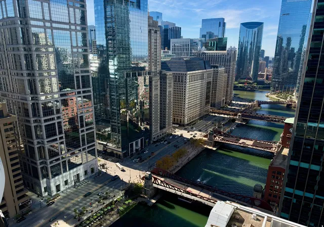 Photo 3 of Sale Pending at 300 N State St #3903, Chicago, IL 60654 | MLS# 12785226 | Listing updated on 2026-10-20
