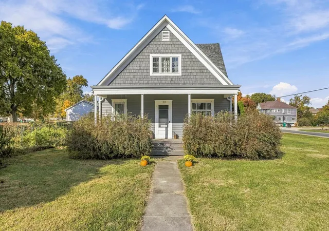 Photo 1 of Single family home for sale at 108 E Van Buren St, Philo, IL 61864 | MLS# 12785249 | Listing updated on 2026-10-28