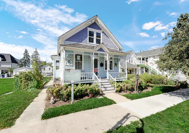 Photo 3 of Single family home for sale at 14330 Beacon Ave, Orland Park, IL 60462 | MLS# 12785280 | Listing updated on 2026-10-21